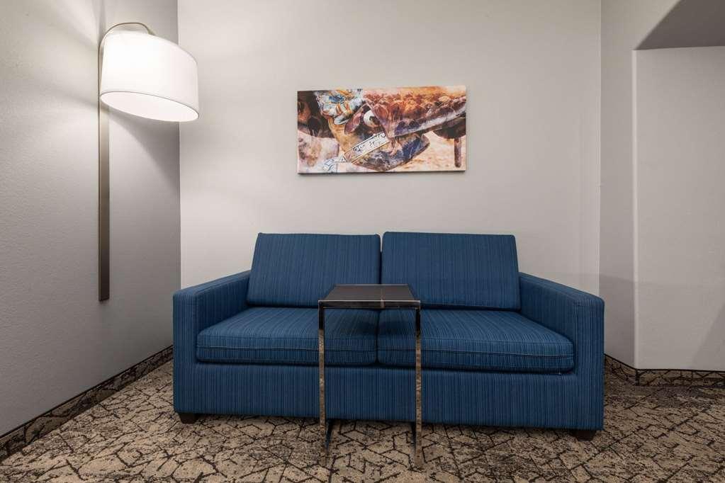 La Quinta By Wyndham Mcalester Room photo